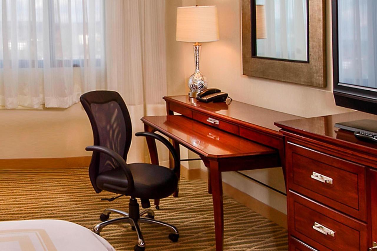 Hotel BWI Airport Marriott à Linthicum Extérieur photo