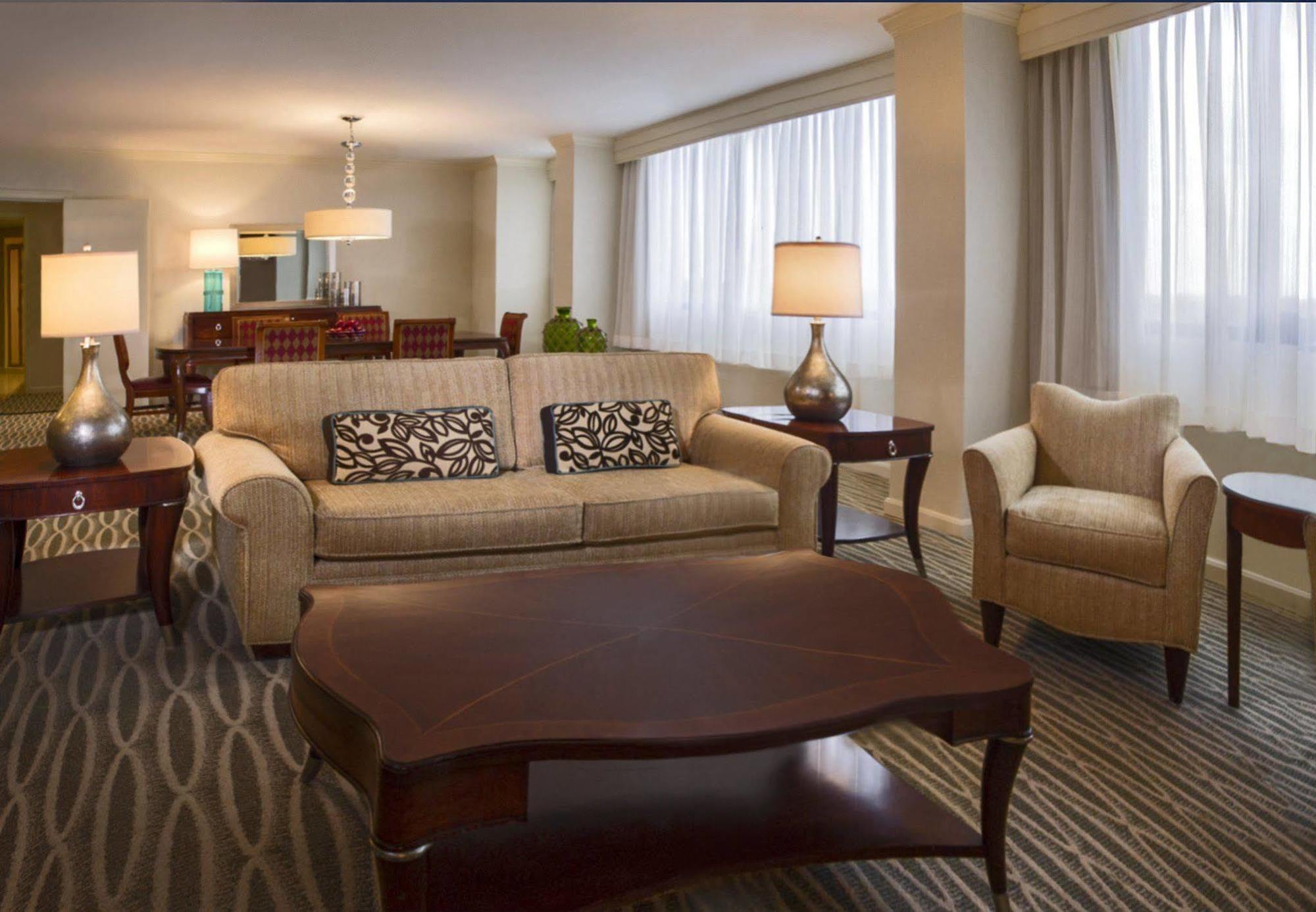 Hotel BWI Airport Marriott à Linthicum Extérieur photo